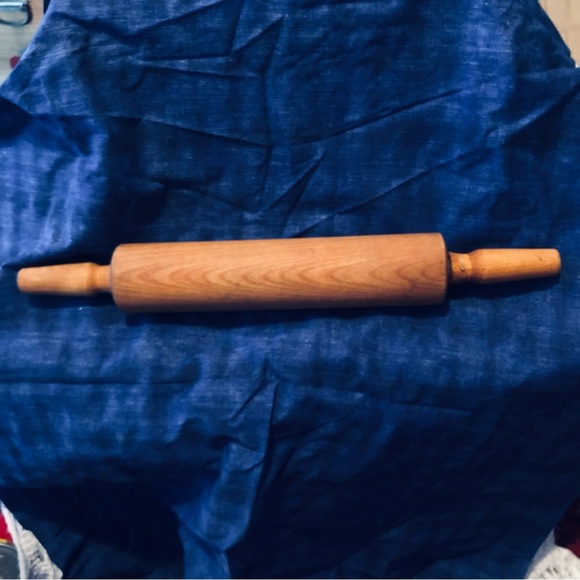 Elegant Wooden Rolling Pin - Picture 1 of 6